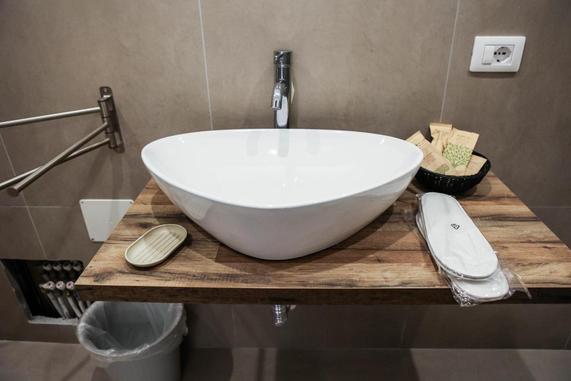 B&B Suites&Rooms Piazza Dei Martiri Catania Eksteriør billede